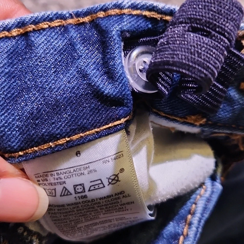 2 Old Navy Boys Jeans